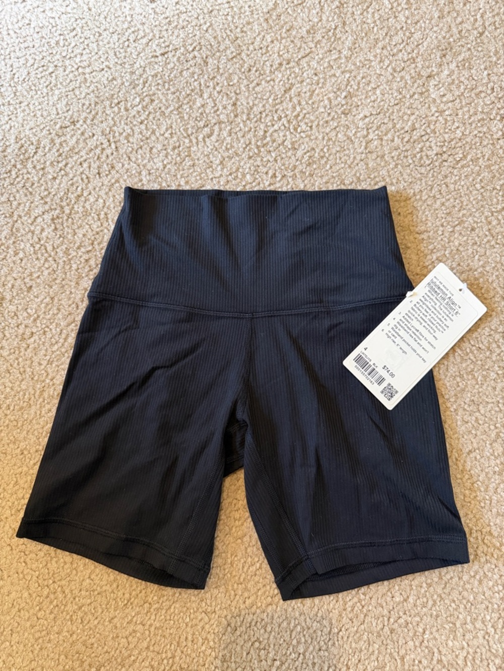 NWT Lululemon Black Ribbed Align HR short